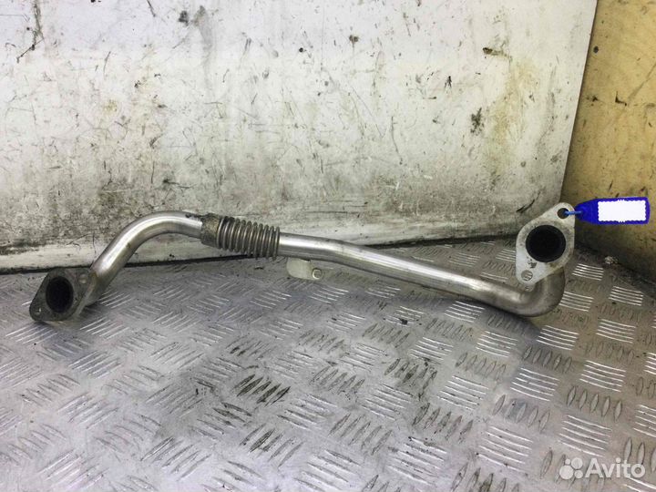 Трубка системы рециркуляции EGR Volkswagen Passat