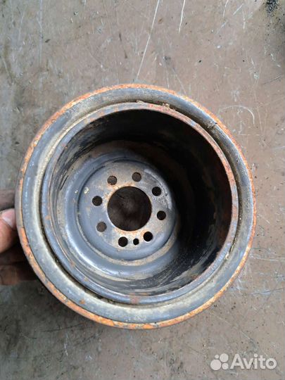 Шкив коленвала на BMW E65