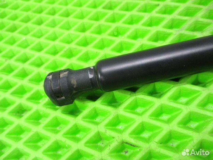 Амортизатор капота Renault Arkana