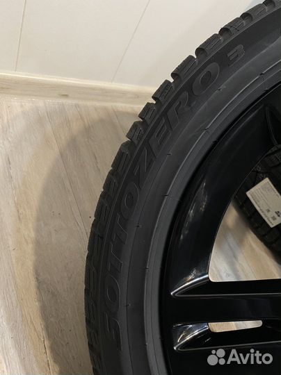 Новые зима оригинал Audi A6 C8 r19 245/45 pirelli