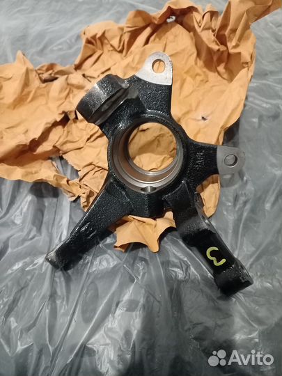 Kia Picanto 04-11 Кулак поворотный передний правый