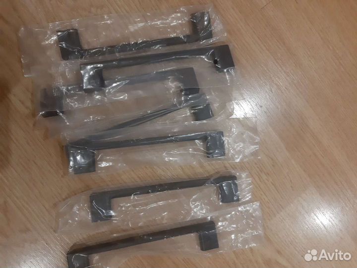 Мебельные ручки