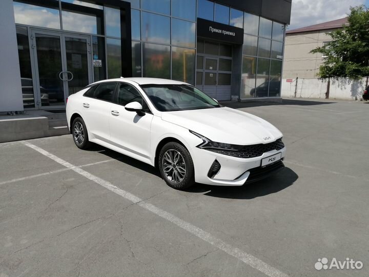 Kia K5 2.5 AT, 2022