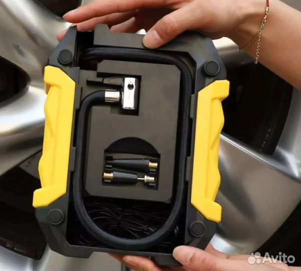 Компрессор автомобильный,портативный с дисплеем