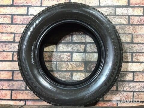 Bridgestone Dueler H/P Sport 215/65 R16