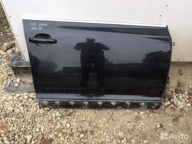 Дверь передняя правая-левая туарег 2006