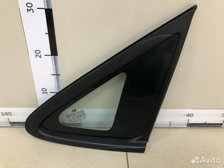 Стекло кузовное глухое правое Hyundai ix35 LM 2010