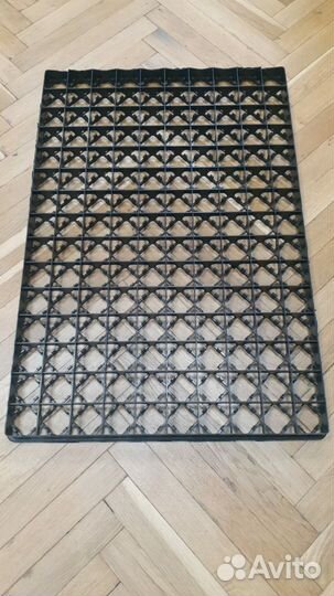 Лоток инкубатора на 150 яиц складская программа