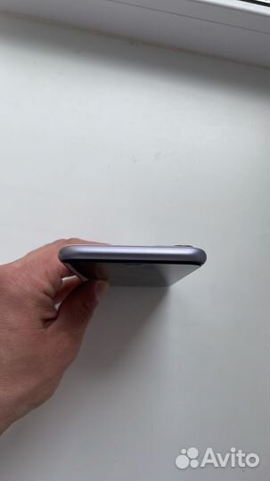Мобильные телефоны бу iPhone 11