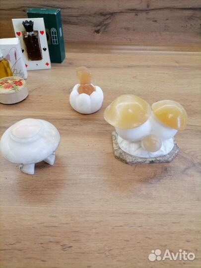 Шкатулки и пудреница мрамор /стеатит/селенит 50г.г