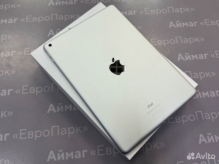 Apple iPad 2020 32Gb Wi-Fi Silver