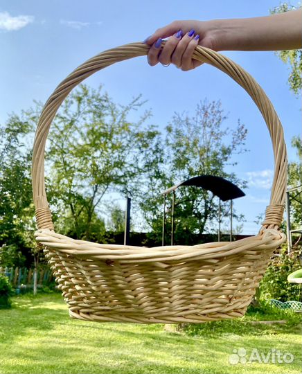 Корзина плетёная