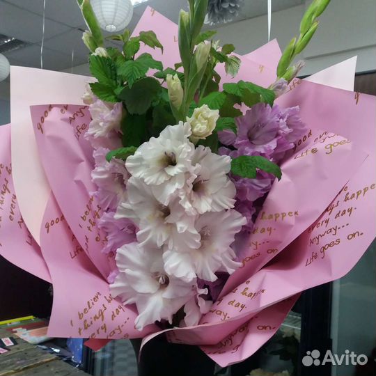 Букеты из живых цветов