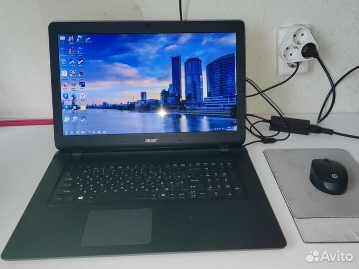 Ноутбук acer es1-732-p3zg