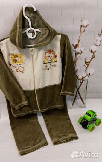 Спортивный костюм