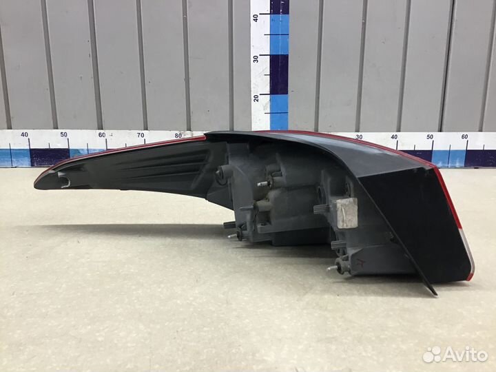 Фонарь задний наружный правый Hyundai Elantra 2011