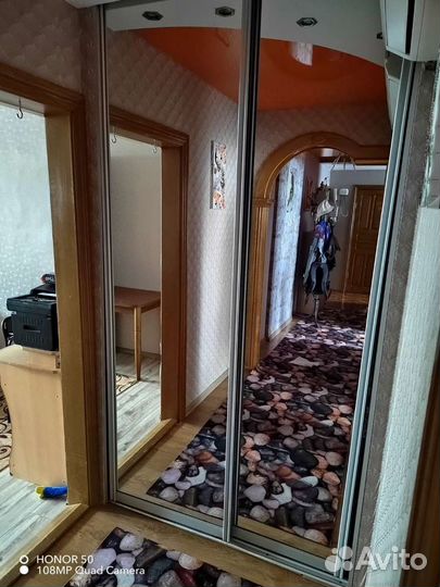 Зеркальные двери купе