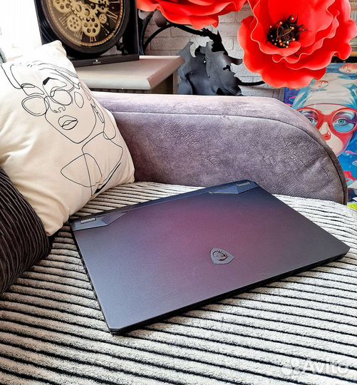 Игровой ноутбук msi 17 3 Sku:Raider Ge76 12UGS