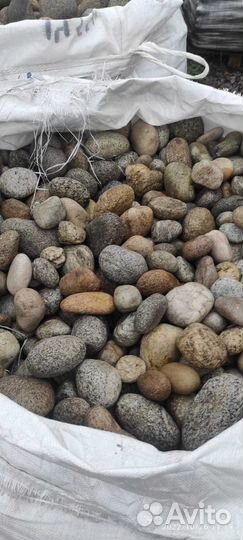 Гранитный камень