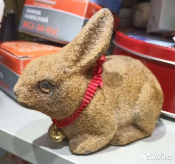 Кролик игрушка в авто