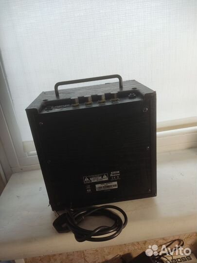 Комбик для баса Ibanez 10 Вт