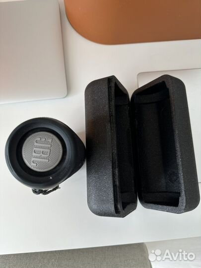 Портативная колонка JBL Flip 5 черная