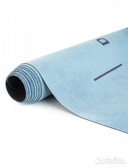 Коврик для йоги с рисунком для рук