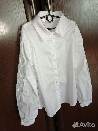 Белая блузка в школу