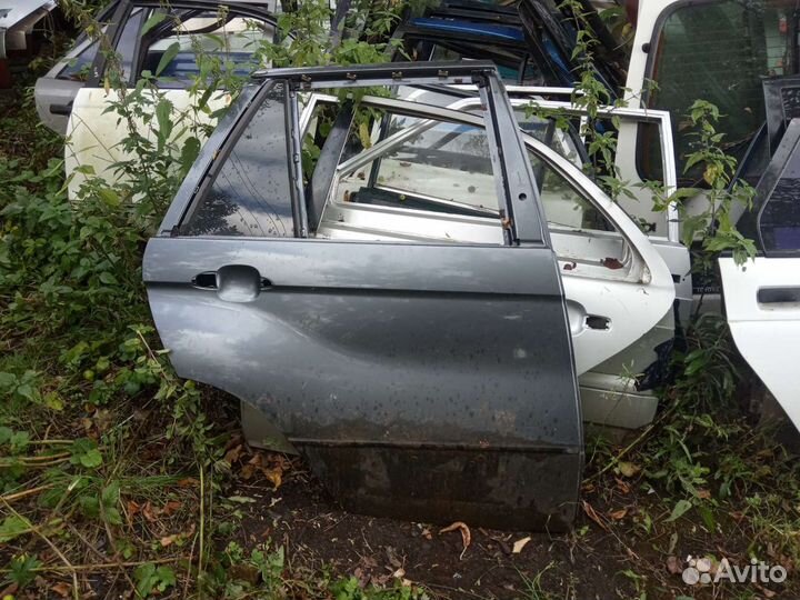 Дверь BMW X5 E53 правая задняя