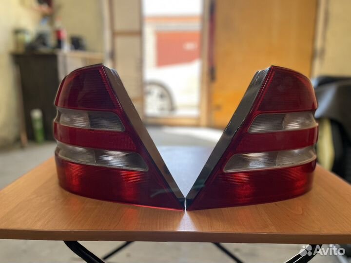 Задние фонари mercedes w220