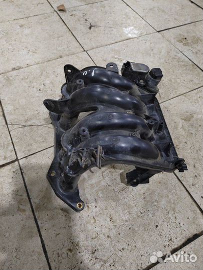 Коллектор впускной Peugeot 206 1998-2010