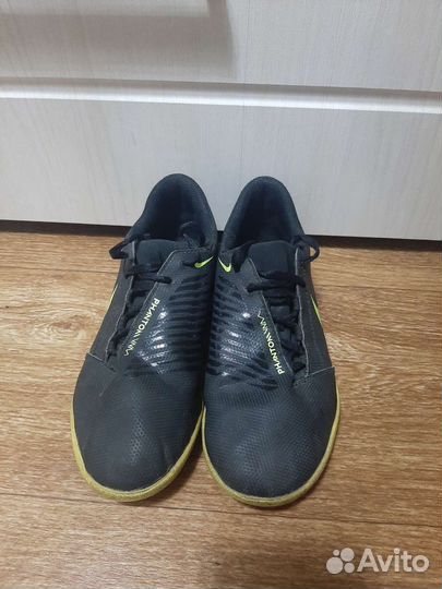 Футзалки nike phantom