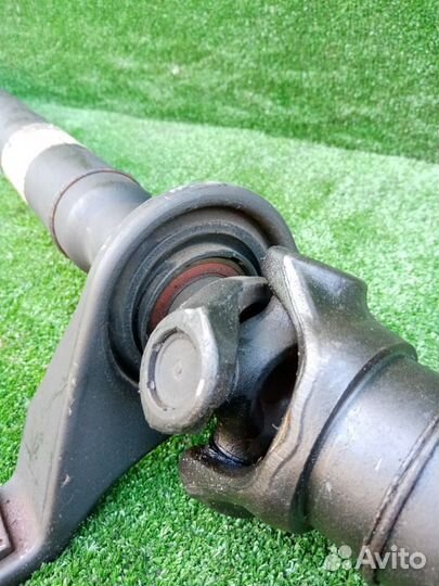 Карданный вал Mercedes-Benz E500 W211 / S211