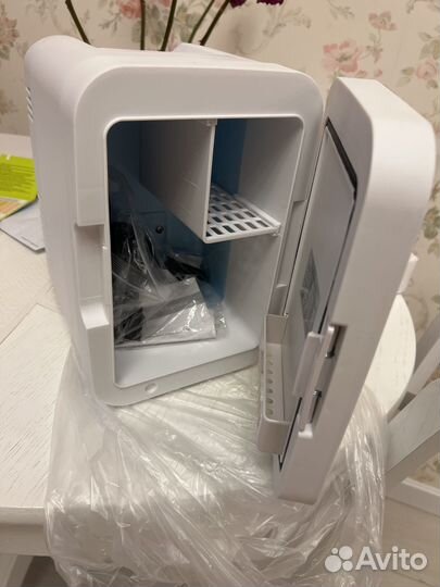 Холодильник для косметики