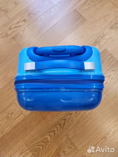 Чемодан на колесах детский