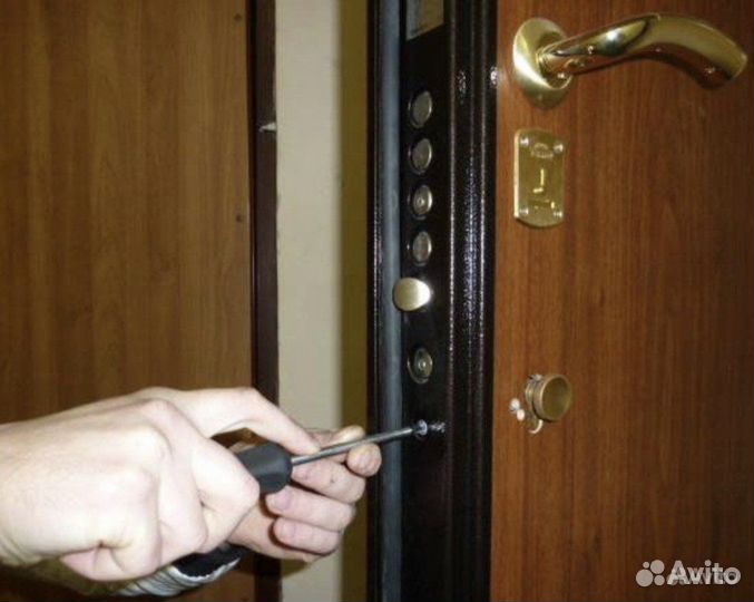 Вскрытие замков дверей и автомобилей