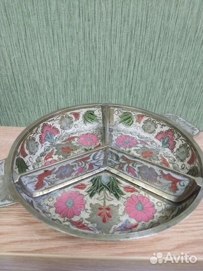 Винтажная менажница латунь эмали. Тяжёлая