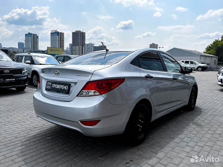 Hyundai Solaris 1.4 МТ, 2013, 195 645 км