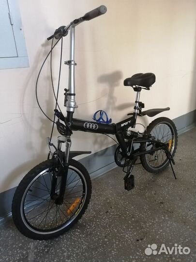 Складной велосипед практически новый колеса 20дюйм