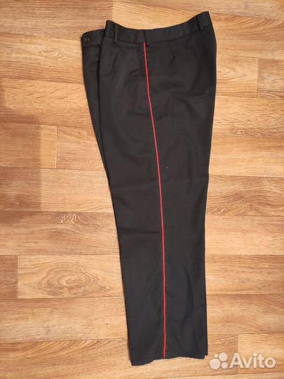 Брюки сотрудника полиции