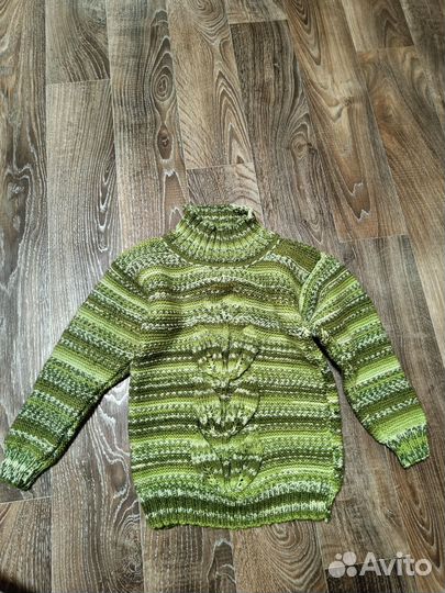 Само вязаная кофта для девочки на 5-6лет