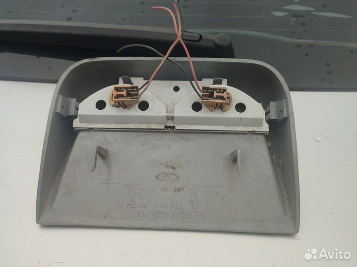 Форд Таурус дополнительный стоп сигнал