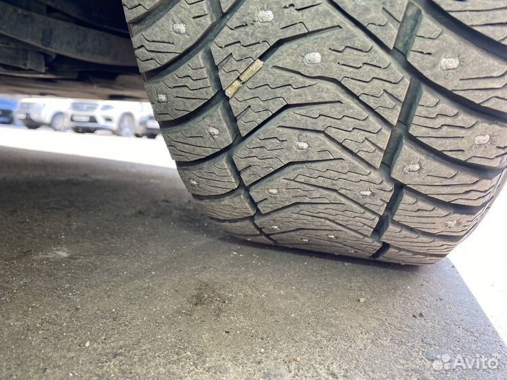 Yokohama Ice Guard IG65 215/55 R17 98T