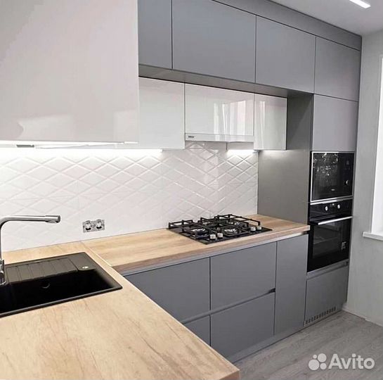 Кухня готовая новая