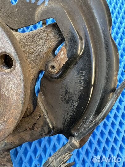 Поворотный кулак левый с abs Nissan Almera G15