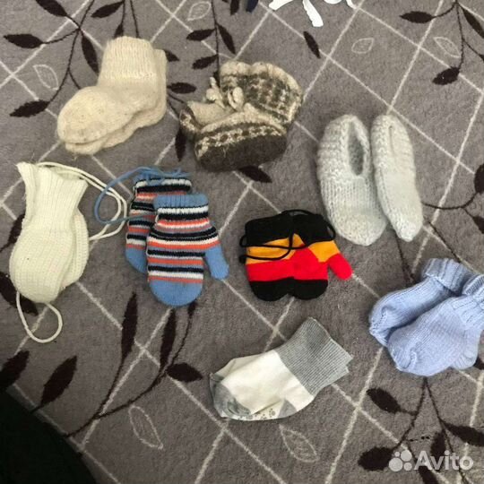 Шапочки, носочки, перчатки