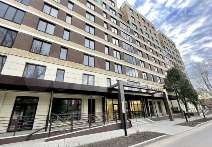 4-к. квартира, 154 м², 8/10 эт.