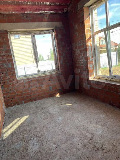 Коттедж 196 м² на участке 8 сот.