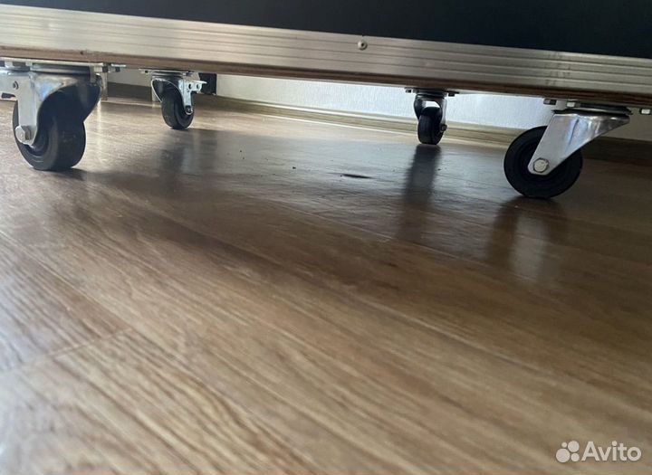 Кофр,короб,ящик,бокс для аппаратуры,инструмента