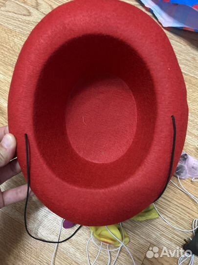 Шляпа и сценические носы